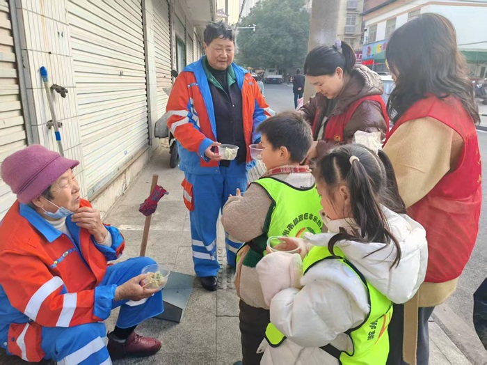 242b90ae5ea3f53d9edc141492d140e6